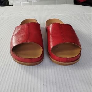 kork-Ease Tutsi Red Leather Women's Slide Slip On Sandals SZ 8M Comfy Casual